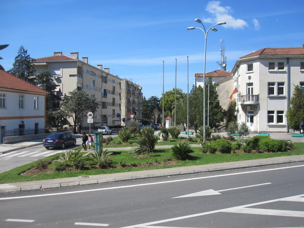 Apartments City Center Tivat Eksteriør billede