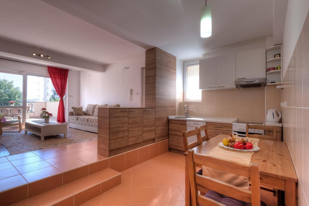 Apartments City Center Tivat Eksteriør billede