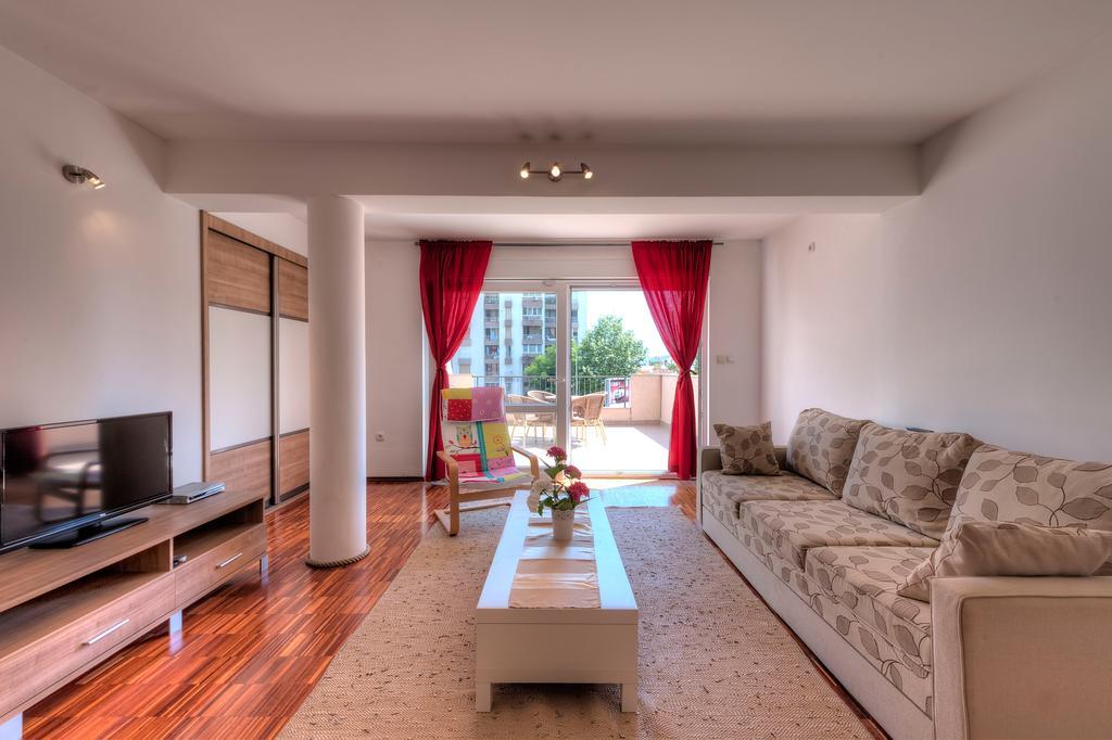 Apartments City Center Tivat Eksteriør billede