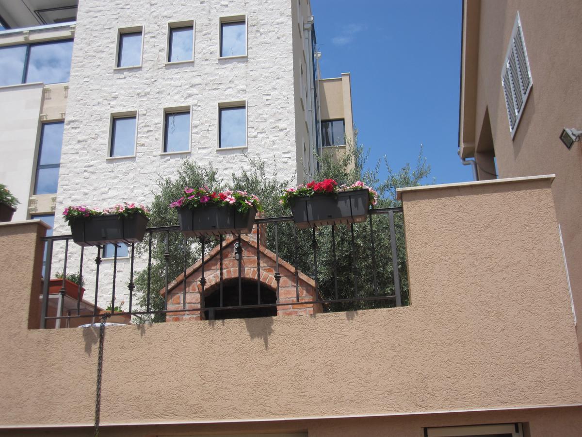 Apartments City Center Tivat Eksteriør billede